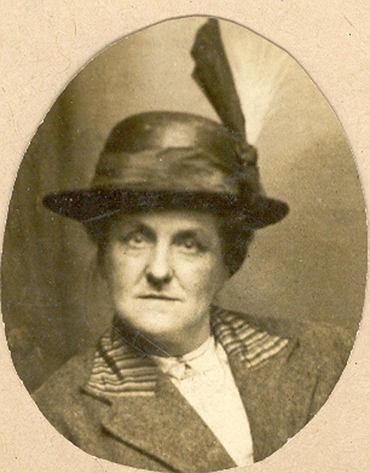 Joseph Handley Smith's mother.