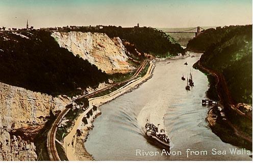The River Avon with
Clifton Suspension Bridge
in distance
Front