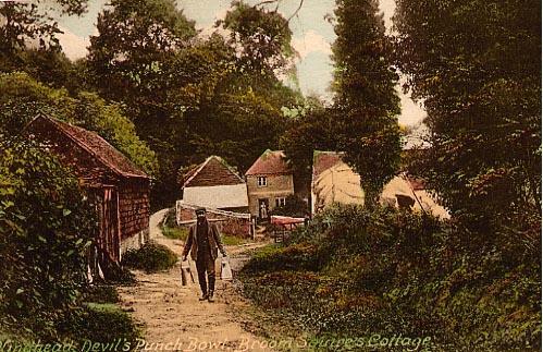 Broom Squire Cottage
At The Devil's Punch Bowl
In Hindshead
Front