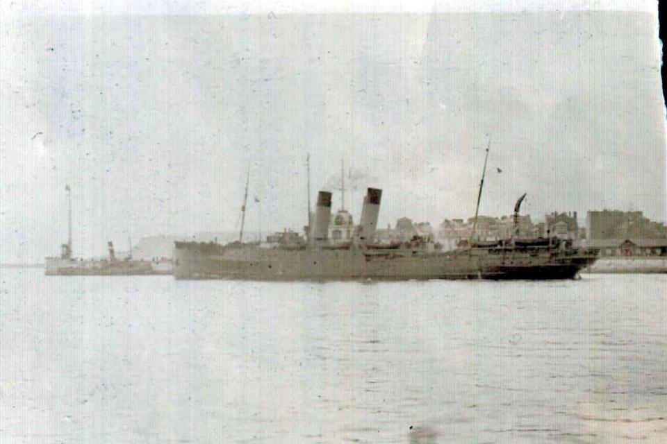 Troop ship St. George leaving Le Havre for England.